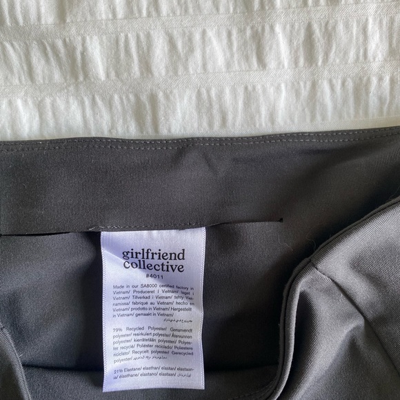 Girlfriend Collective Short - Picture 3 of 3